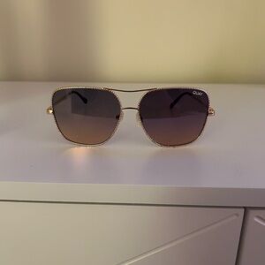 Quay Australia Gold Aviator Sunglasses with Glittered Lenses ✨